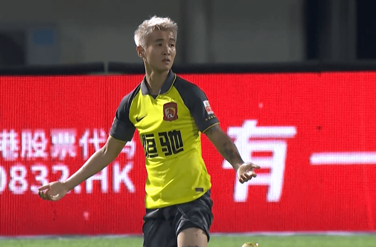 包含广州队内部会议纪要流出:赛前再遭质疑,全明星赛使命明确,年轻球员得到机会的词条 包含广州队内部会议纪要流出:赛前再遭质疑,全明星赛使命明确,年轻球员得到机会的词条